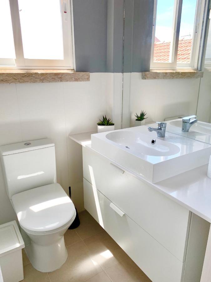 Home Out Central Roma Apartment ลิสบอน ภายนอก รูปภาพ